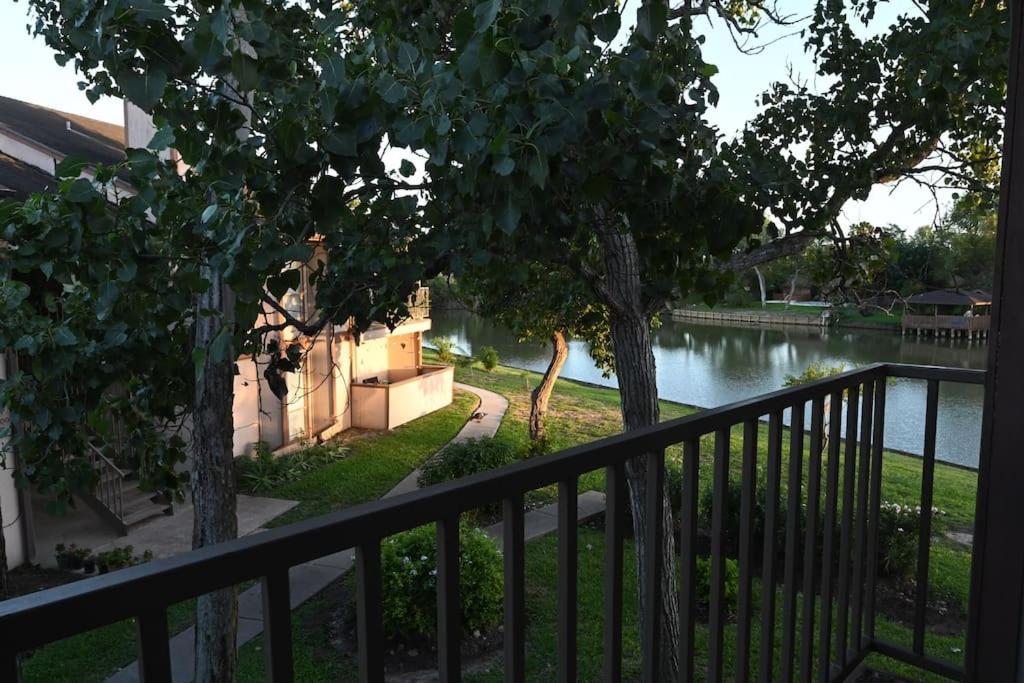Place De La Rio Grand Браунсвил Екстериор снимка